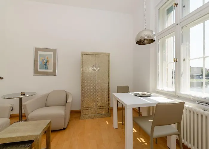 Auf Der Dominsel - Seerose Brandenburg (Brandenburg an der Havel)