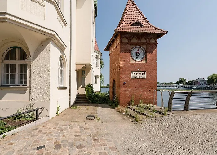 Auf Der Dominsel - Seerose Brandenburg (Brandenburg an der Havel)